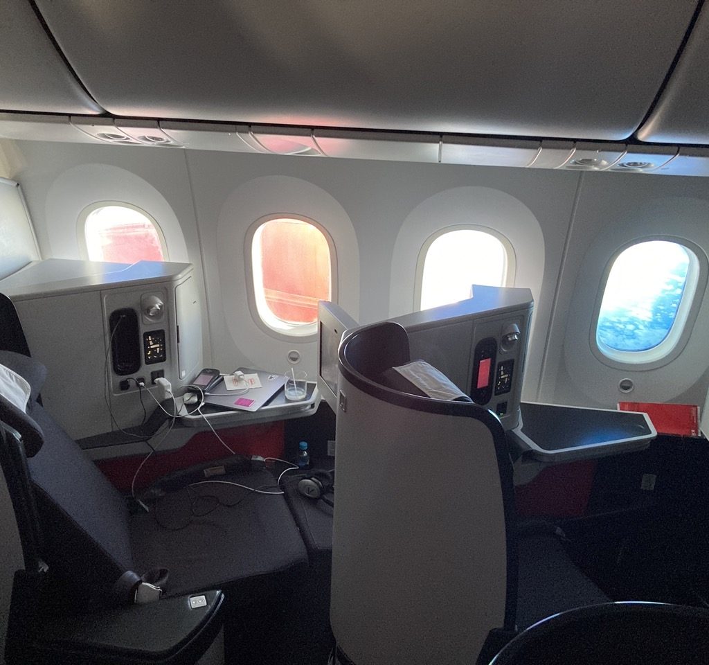 Бизнес-класс Avianca на Boeing-787